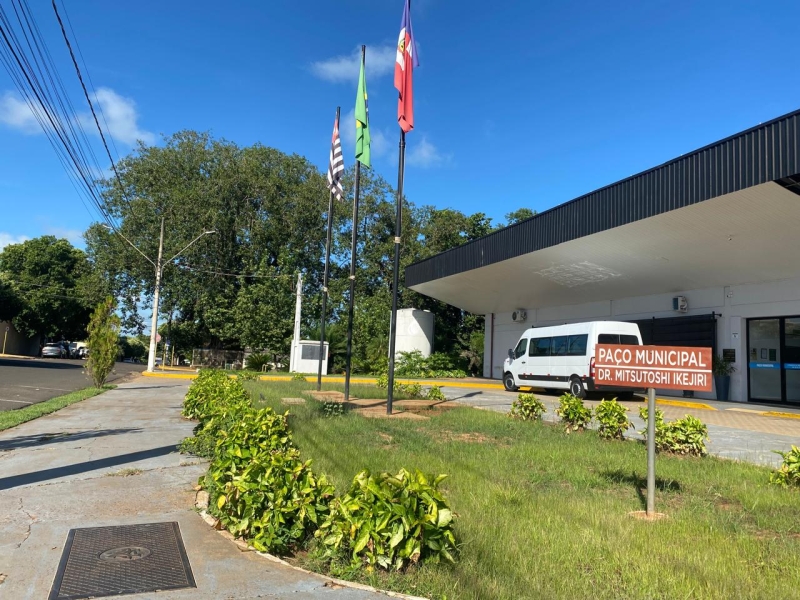 AJUSTE SALARIAL: SERVORES MUNICIPAIS GANHAM REAJUSTE