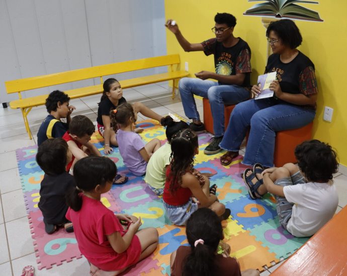 ‘Leiturinha’ volta a encantar crianças na Biblioteca Municipal de Ilha Solteira