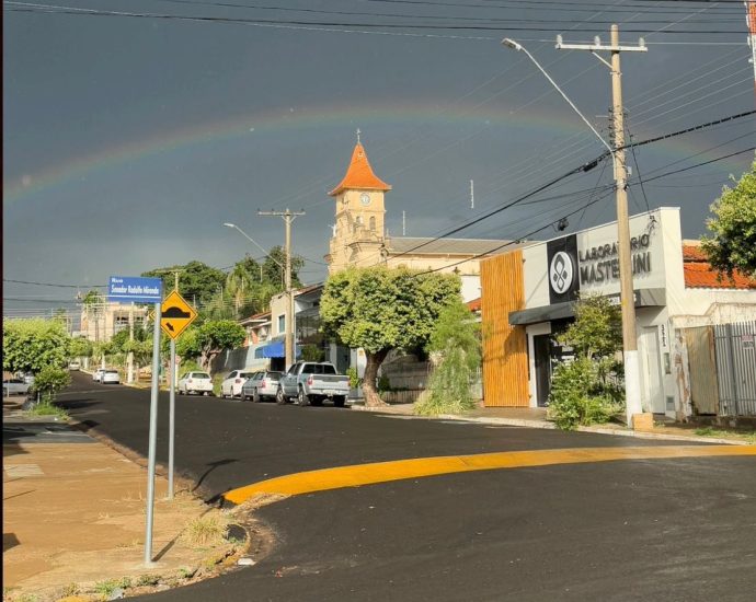 FOTOGRAFIA: PROFISSIONAIS DE MIRANDÓPOLIS CELEBRAM ARTE