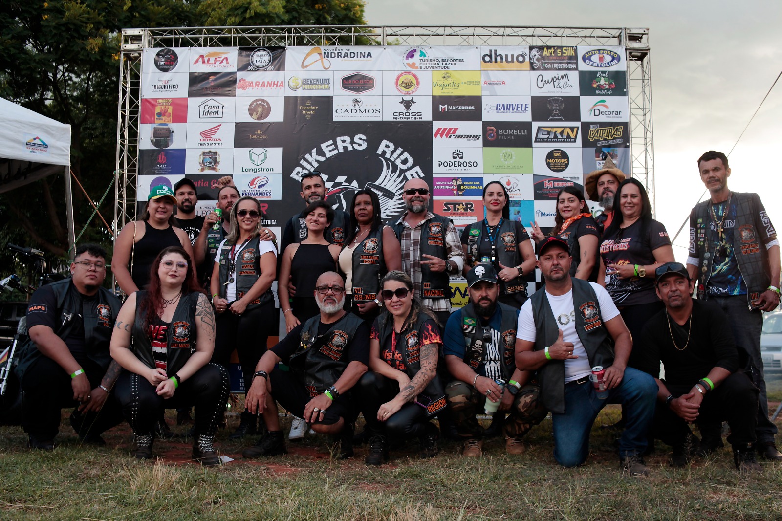MOTO CAFÉ: EVENTO BATE RECORDES E AGITA ANDRADINA