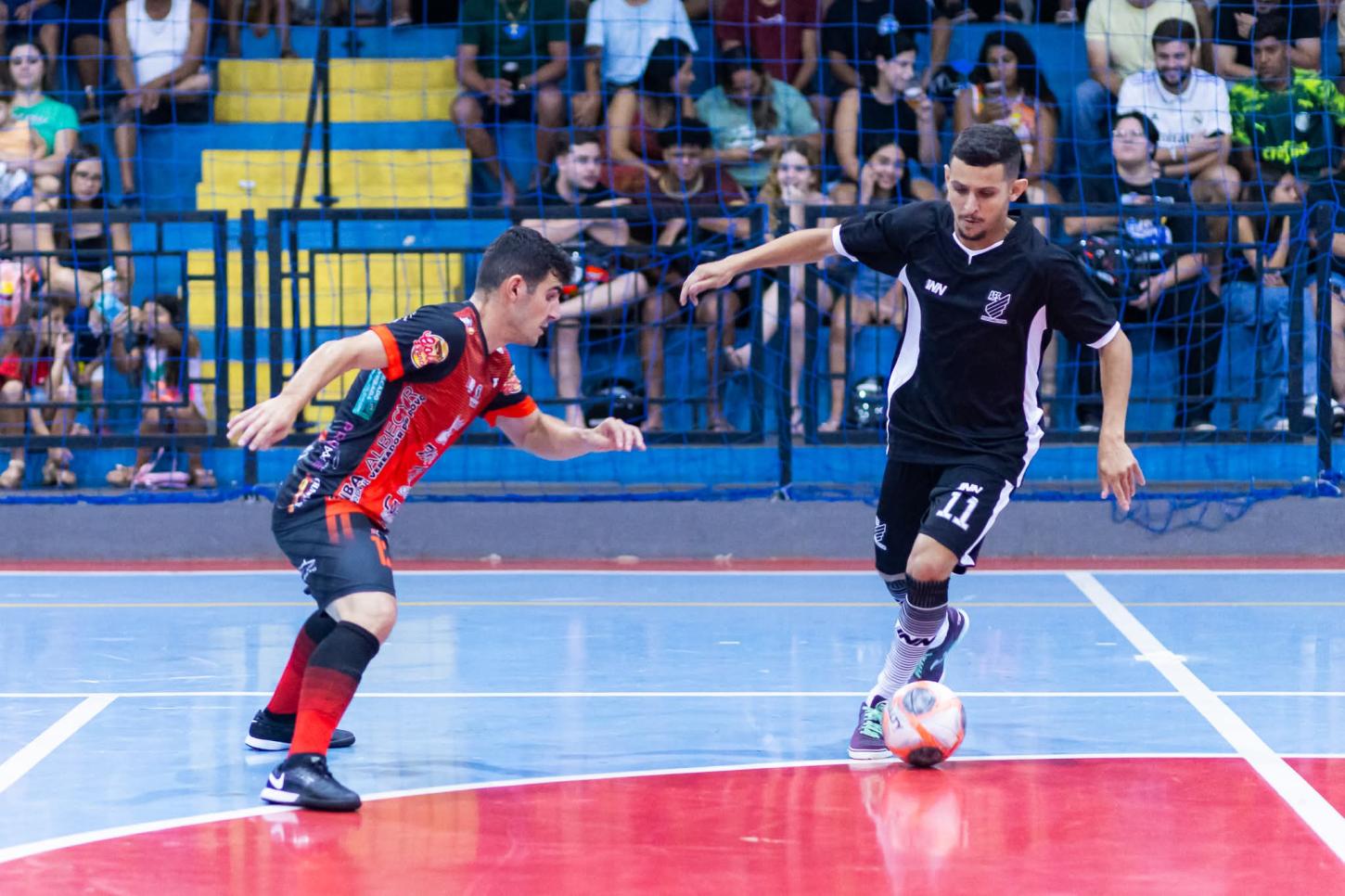 CAMPEONATO DE FÉRIAS: MAGNATAS E ATHLETICANOS BRILHAM