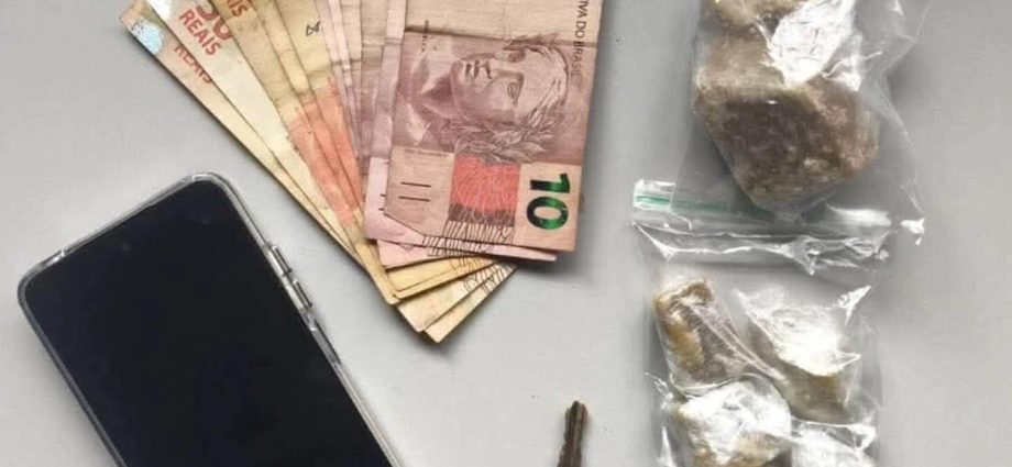 TRÁFICO DE DROGAS: MULHERES SÃO PRESAS EM LAVÍNIA