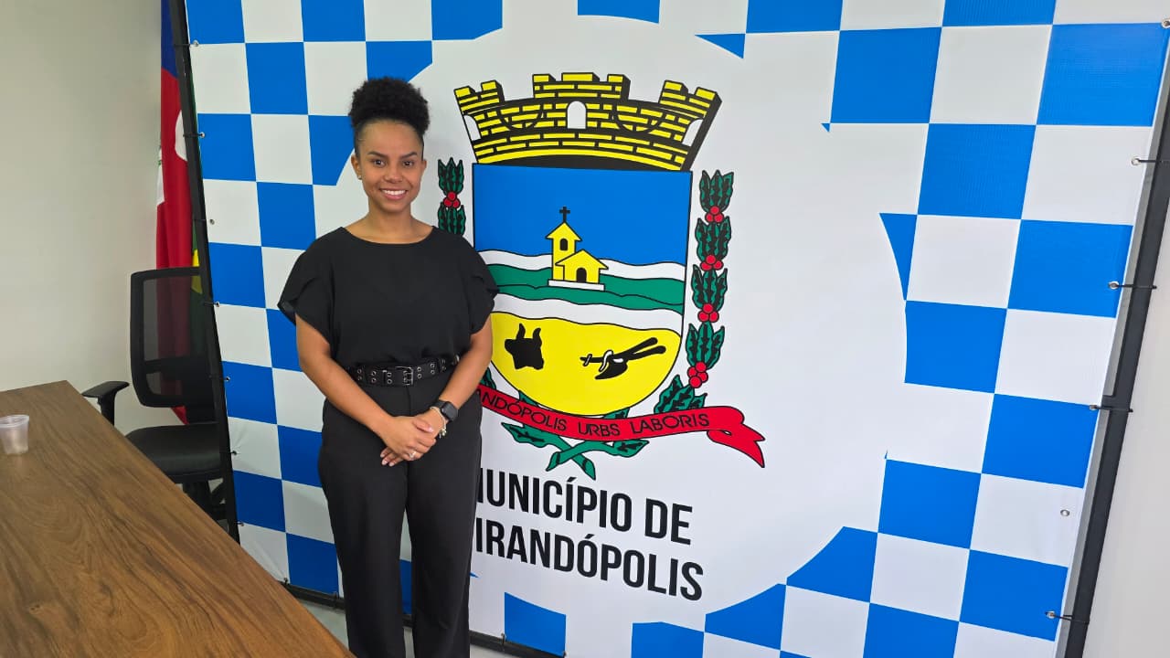 JESSICA SOARES: TRAJETÓRIA NO SERVIÇO PÚBLICO