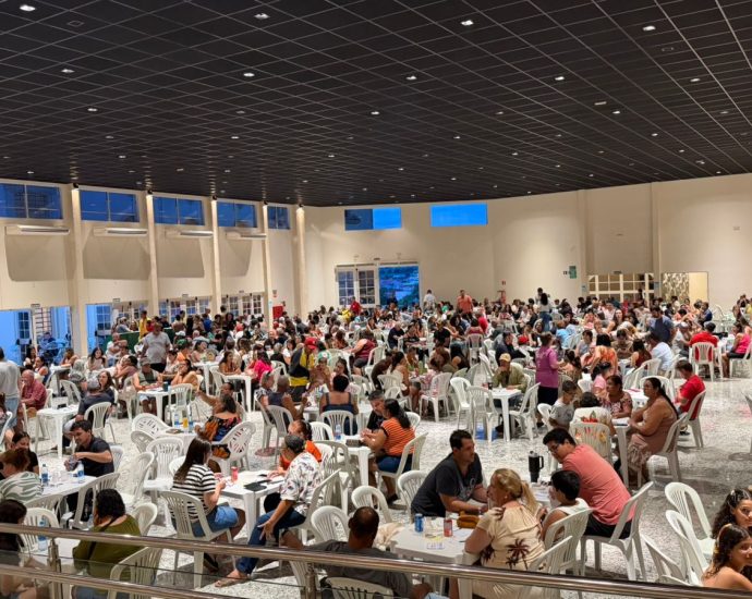 SHOW DE PRÊMIOS: SOLIDARIEDADE TRANSFORMA VIDAS