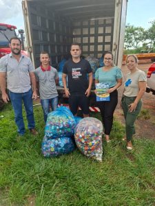 TAMPINHAS PLÁSTICAS: SOLIDARIEDADE EM CASTILHO