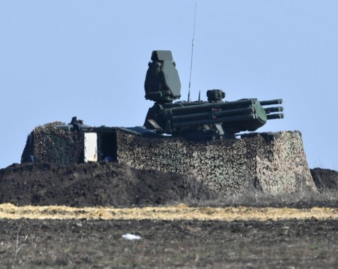 Defesa Aérea Russa Abate 283 Drones Ucranianos em Ação Noturna