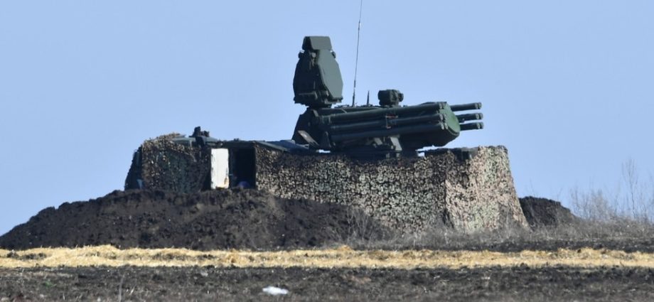 Defesa Aérea Russa Abate 283 Drones Ucranianos em Ação Noturna