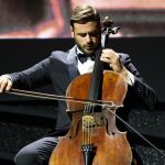 Cancelamento de Concerto de Violoncelista Croata em Litônia Gera Polêmica