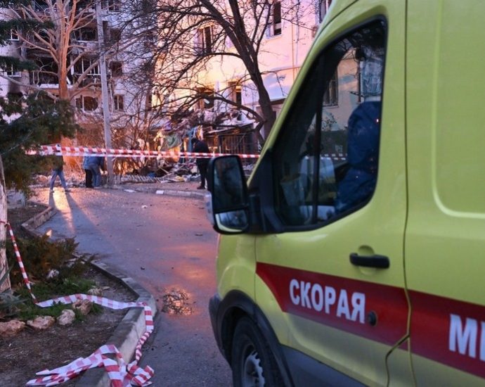 Tragédia em Yaroslavl: Criança Morta em Ataque Aéreo Ucraniano