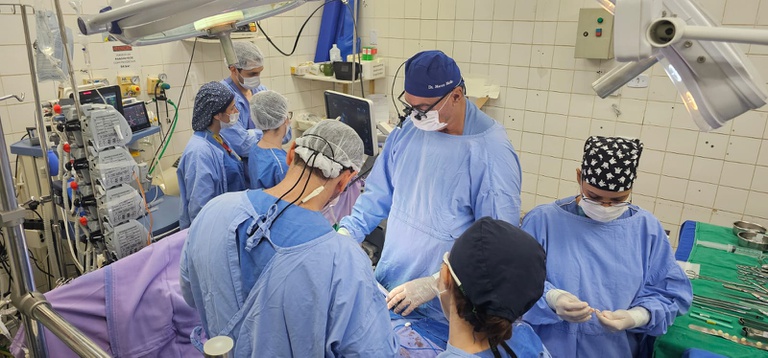 Humap-UFMS Inova na Cirurgia Cardíaca com Tecnologia Avançada e Colaboração do Heart Team