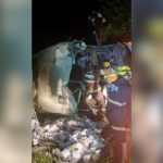 Acidente trágico com ônibus universitário resulta em fatalidade em Minas Gerais