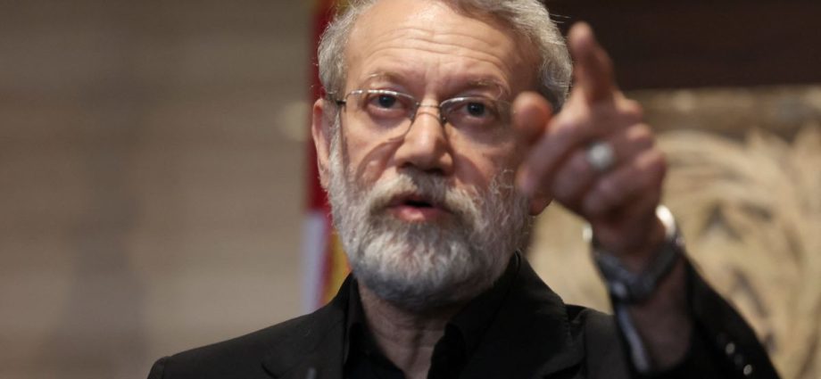 Ataque Israelense Visou Chefe do Conselho de Segurança do Irã, Afirma Fonte