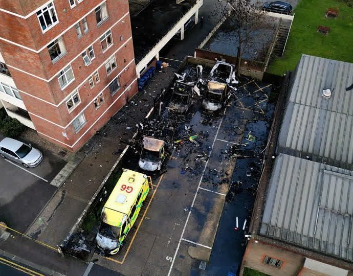 Prisão de Suspeitos em Ataques a Ambulâncias Judaicas em Londres