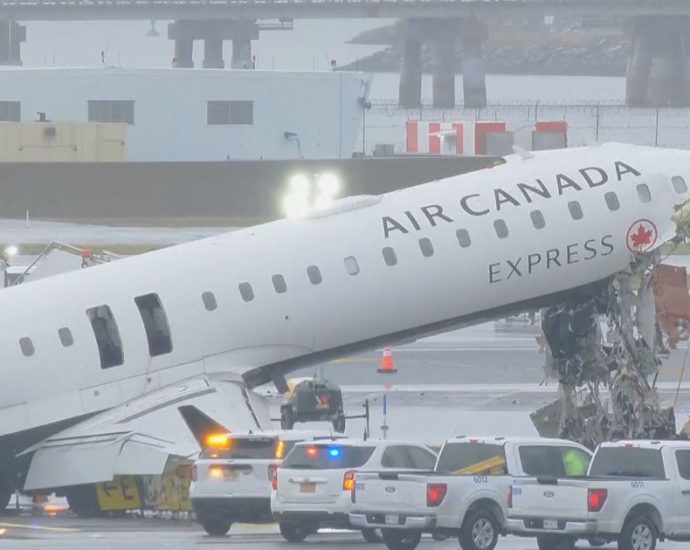 Aeroporto LaGuardia Retoma Operações Após Acidente Trágico com Aeronave da Air Canada