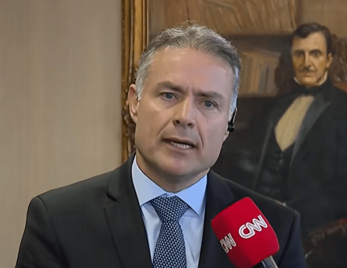 Ministério dos Transportes Intensifica Fiscalização em Resposta a Possível Greve dos Caminhoneiros