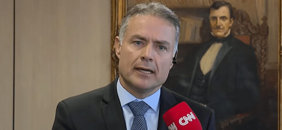 Ministério dos Transportes Intensifica Fiscalização em Resposta a Possível Greve dos Caminhoneiros