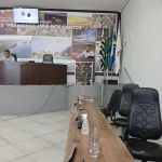 DECORO PARLAMENTAR NA CÂMARA DE CASTILHO: 5ª SESSÃO GERA DEBATE SOBRE CONDUTA EM PLENÁRIO