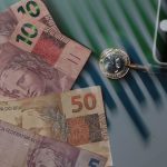 Impactos das Altas Taxas de Juros na Economia Brasileira: Análise de Especialista