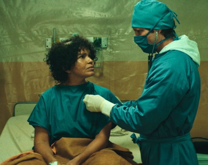 Atores Compartilham Experiências Emocionantes nas Gravações de ‘Emergência Radioativa’