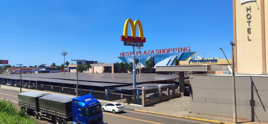 Assalto em Lotérica do Oeste Plaza Shopping Resulta em Roubo de R$ 4 Mil