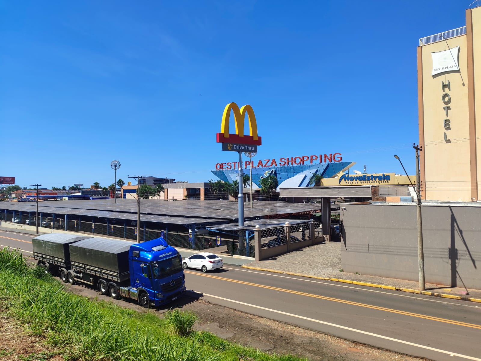 Assalto em Lotérica do Oeste Plaza Shopping Resulta em Roubo de R$ 4 Mil