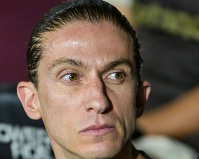 Filipe Luís Compartilha Planos Futuros Após Saída do Flamengo