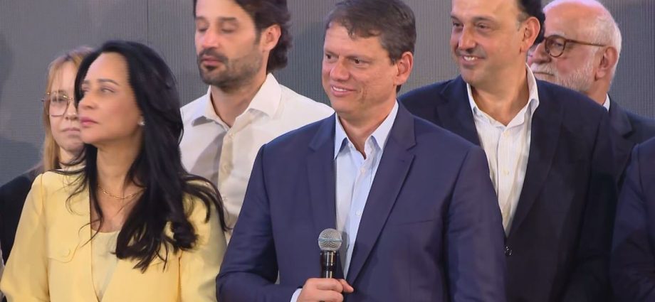 Tarcísio de Freitas Busca Reconciliação com o STF Após Críticas Severas