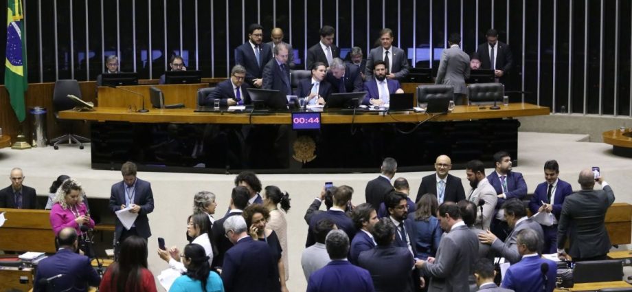 Câmara dos Deputados Acelera Tramitação de Projeto para Aumentar Teto de Faturamento do MEI