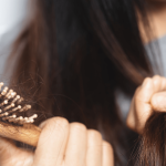 Entenda como o Verão Afeta a Queda de Cabelo e Como Proteger seus Fios