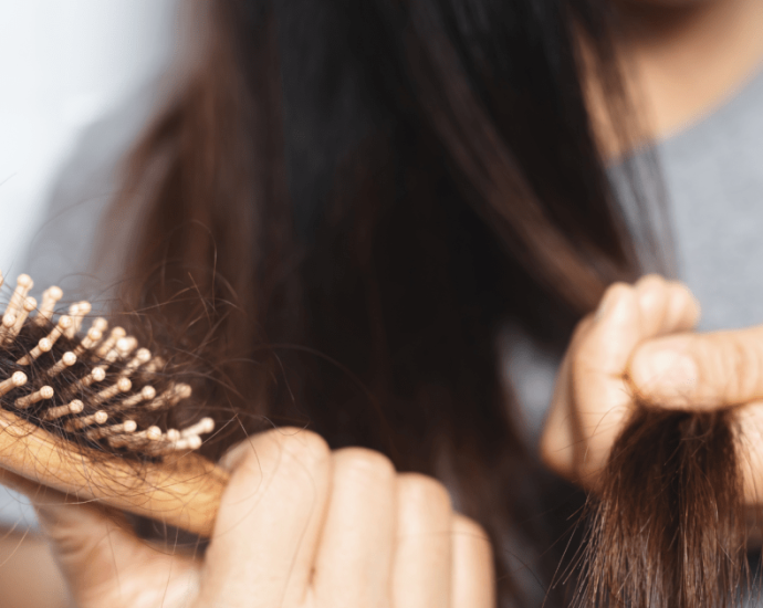 Entenda como o Verão Afeta a Queda de Cabelo e Como Proteger seus Fios