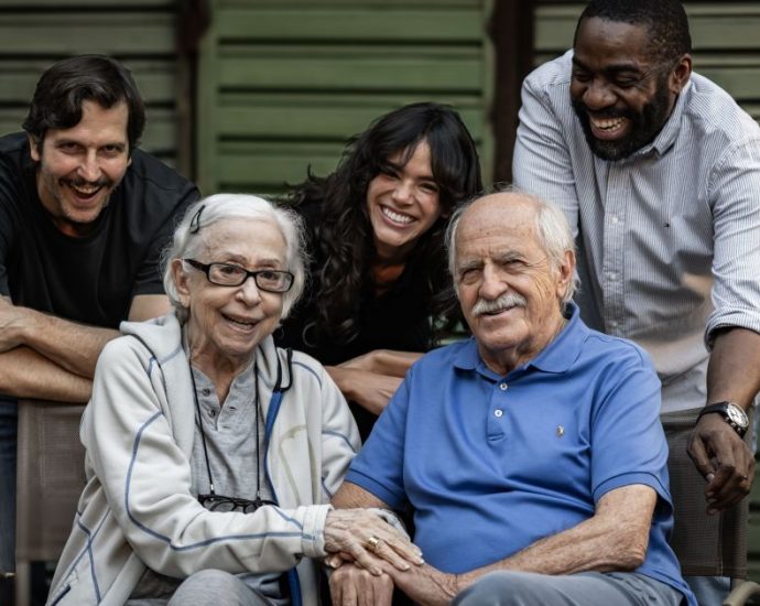 Desafios da Comédia: Elenco de ‘Velhos Bandidos’ Reflete sobre Rir e Chorar
