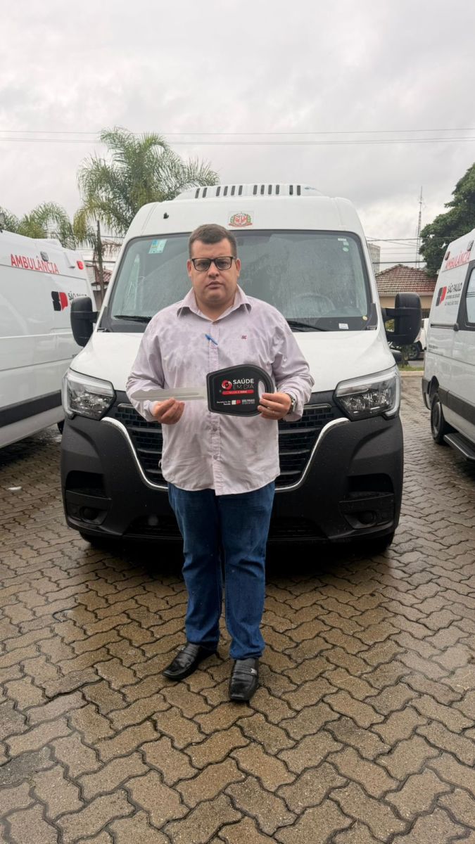CASTILHO RECEBE VAN ZERO KM PARA ATENDIMENTO EM SAÚDE