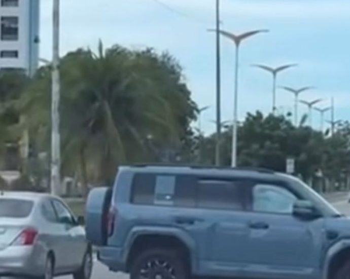 Acidente com Denza B5: Empresário Envolvido em Test Drive Capota Carro de Luxo em Fortaleza