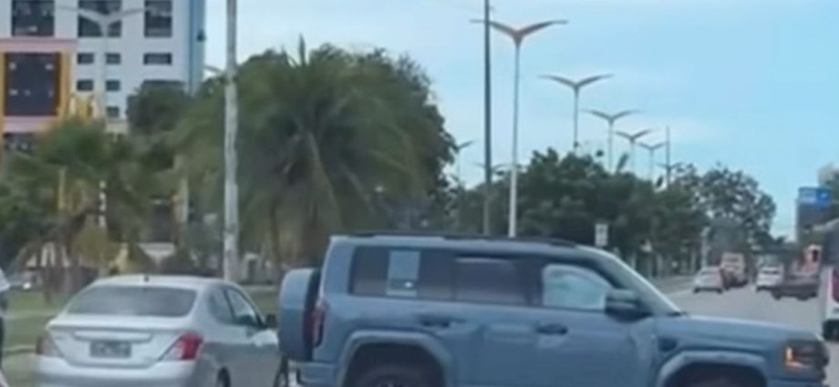 Acidente com Denza B5: Empresário Envolvido em Test Drive Capota Carro de Luxo em Fortaleza