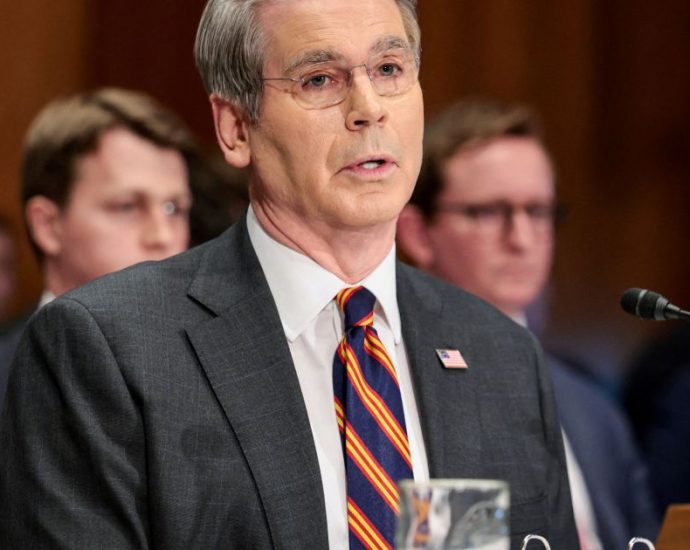 Possível Liberação de Reservas de Petróleo pelos EUA em Meio ao Conflito com o Irã