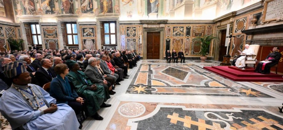 Papa Francisco destaca a importância da unidade em tempos de barbárie