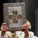 O Papel do Magistério da Igreja na Interpretação da Escritura e da Tradição