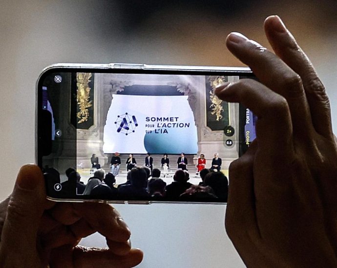 Santa Sé Defende Educação Digital para Combater Preconceitos Raciais na IA