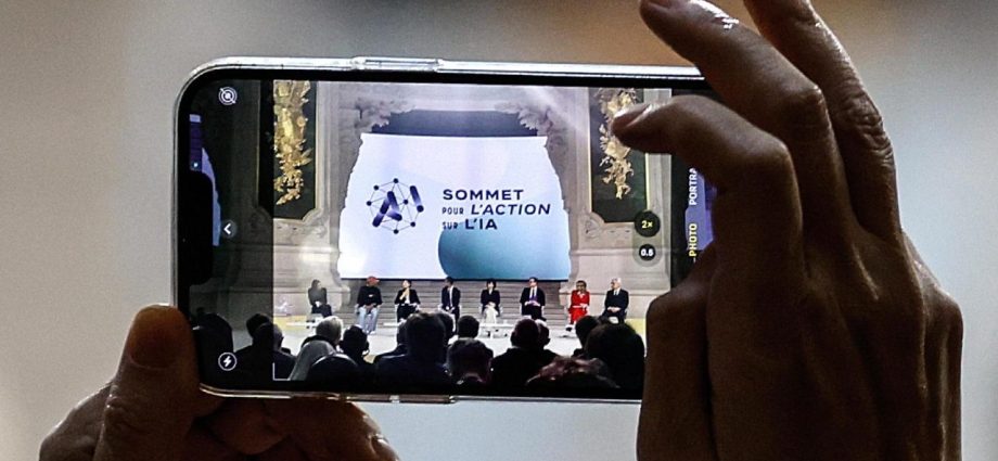 Santa Sé Defende Educação Digital para Combater Preconceitos Raciais na IA