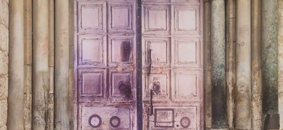 Conflito em Jerusalém: Santo Sepulcro Fechado e Semana Santa Ameaçada