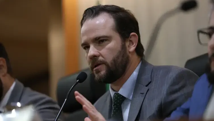 Análise de Mídia – 25 e 26 de Março de 2026: Novos Desafios e Decisões no Setor Agrícola e Industrial