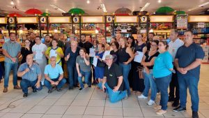 CAMPANHA DO BOM PREÇO SUPERMERCADOS DOA 104 TONELADAS DE ALIMENTOS