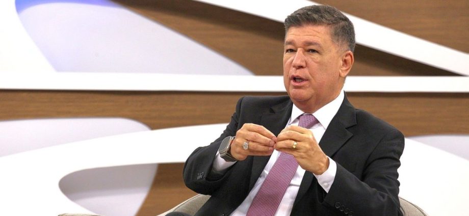 Senador Carlos Viana Declara Ausência de Provas sobre Mesada a Lulinha