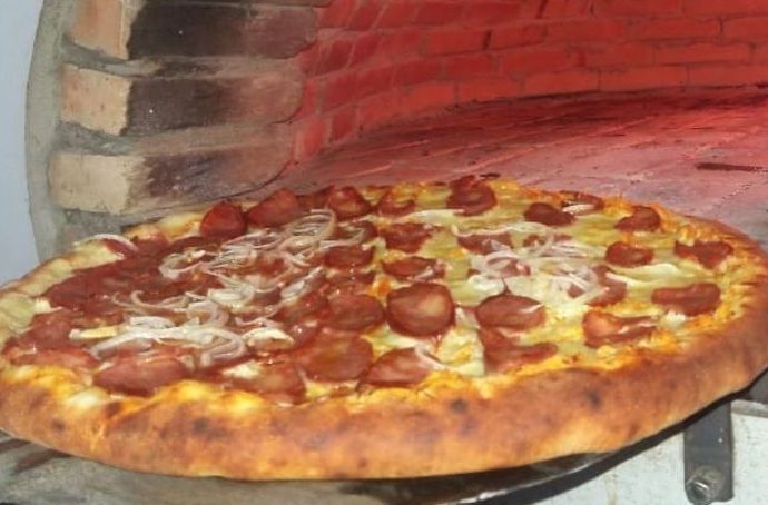 Tragédia em Pizzaria da Paraíba: Proprietário Expressa Incredulidade Após Morte e Intoxicações