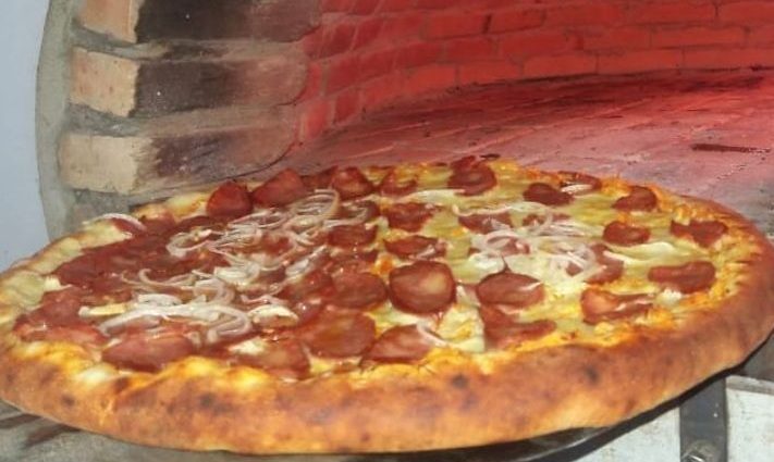 Tragédia em Pizzaria da Paraíba: Proprietário Expressa Incredulidade Após Morte e Intoxicações