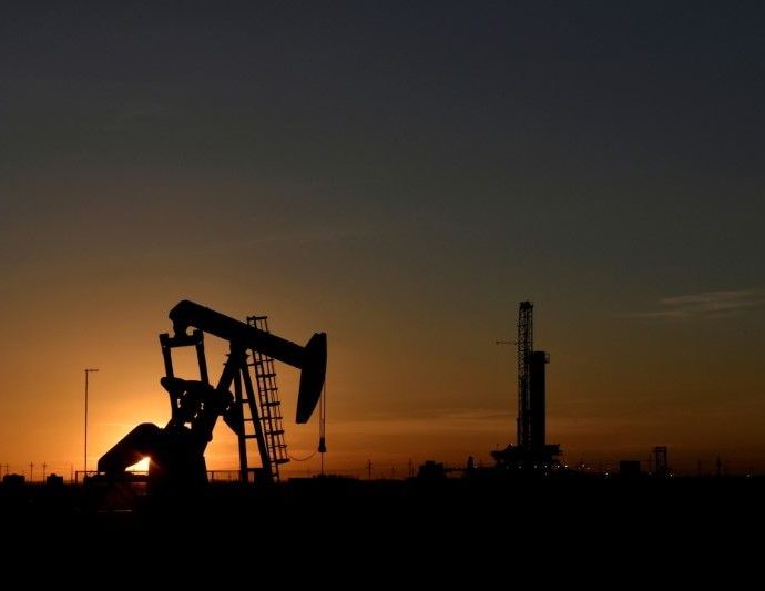 Japão libera 53 milhões de barris de petróleo em resposta à crise no Oriente Médio