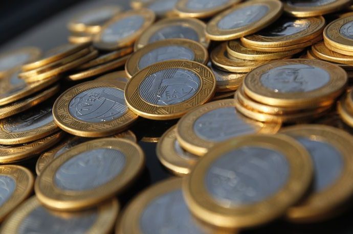 Aumento das Taxas de Juros em Meio a Conflitos no Oriente Médio