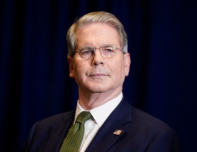 EUA Consideram Remover Sanções sobre Petróleo Iraniano para Aumentar Oferta Global