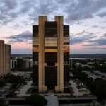 Queda nos Investimentos Estrangeiros: Análise de Fevereiro de 2026