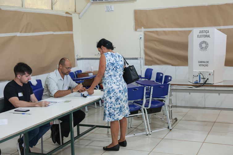 Movimento Vovó Vota incentiva participação de idosas nas eleições